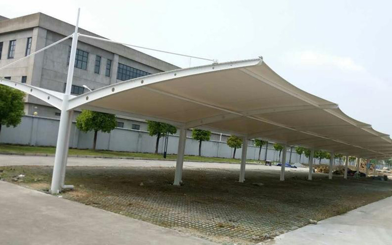 汽车停车棚的膜结构有没有防噪声功能?